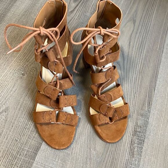Marc Fisher Suede Lace-up Block Heel Sandals: Paradox Cognac Size 6 - Picture 10 of 11